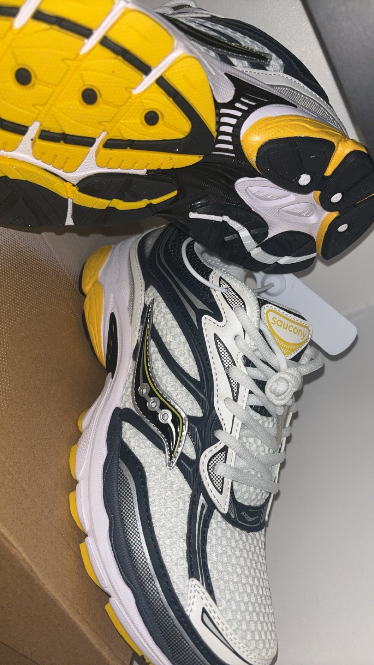 Saucony sonic